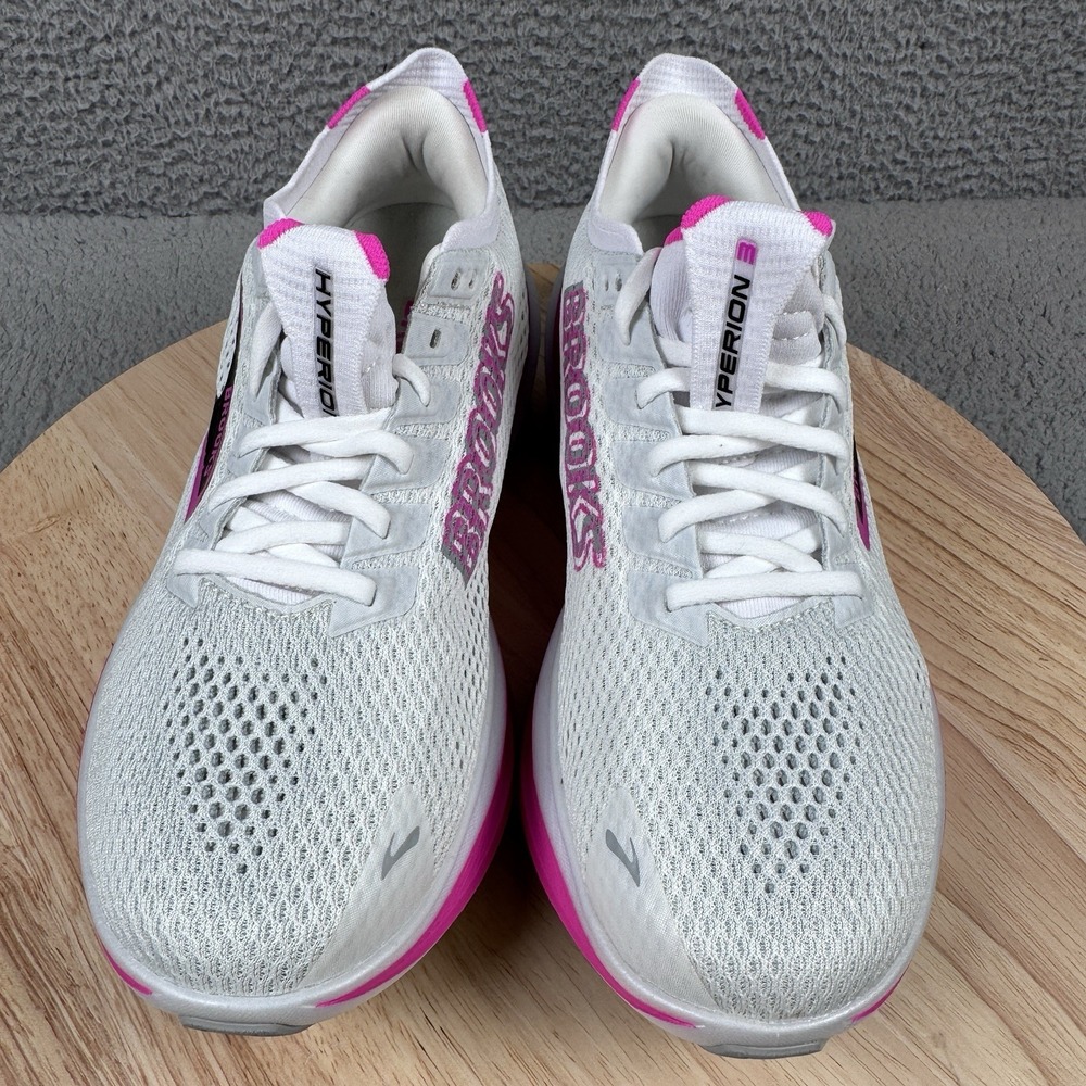 Brooks Hyperion 3 Womens Size 9 White Luminary Cyber Pink Road Running Shoes - Picture 3 of 12